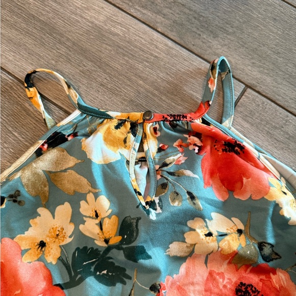 Papermoon Floral Tank with Pastel Hues - Picture 3 of 5